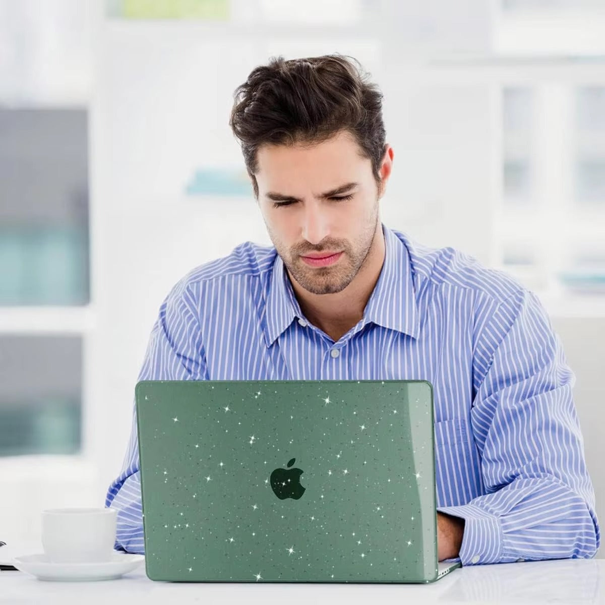 Premium Hard Shell Case for MacBook Air 13.6, 15 M1, M2 and Pro 13, 14, 16 – Slim, Protective Laptop Cover for Apple Notebook, Scratch-Resistant and Lightweight