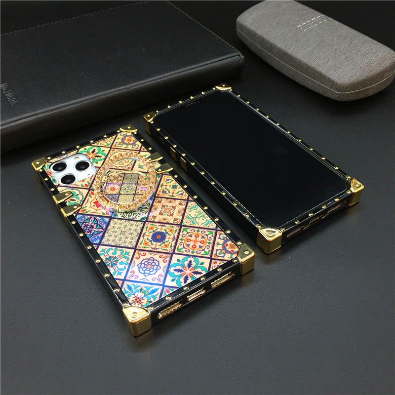 Luxury Glitter Retro Flower Phone Case – Bling & Stylish Protection for iPhone Models Durable, Fashionable for Women